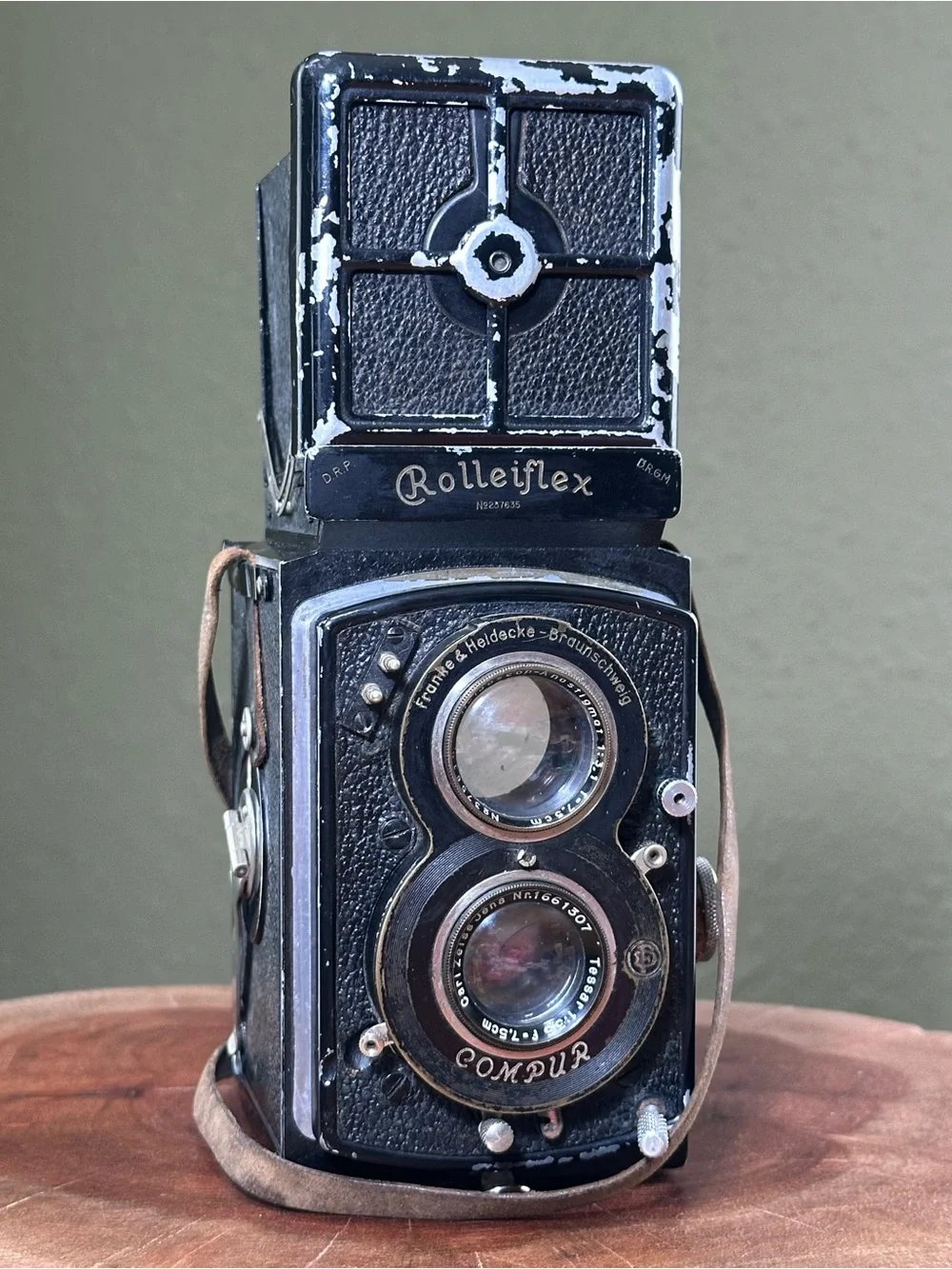1930s German Rolleiflex TLR Camera - Old Standard